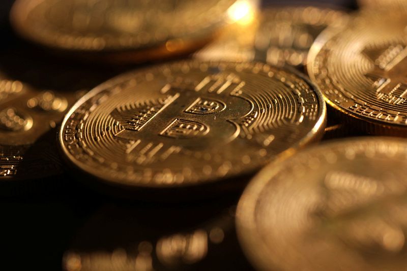 德银报告：比特币和黄金可能在2030年前进入央行资产负债表